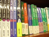 韓国でもベストセラー、村上春樹コーナー