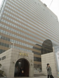 外観と入り口近辺をフラフラしただけです
